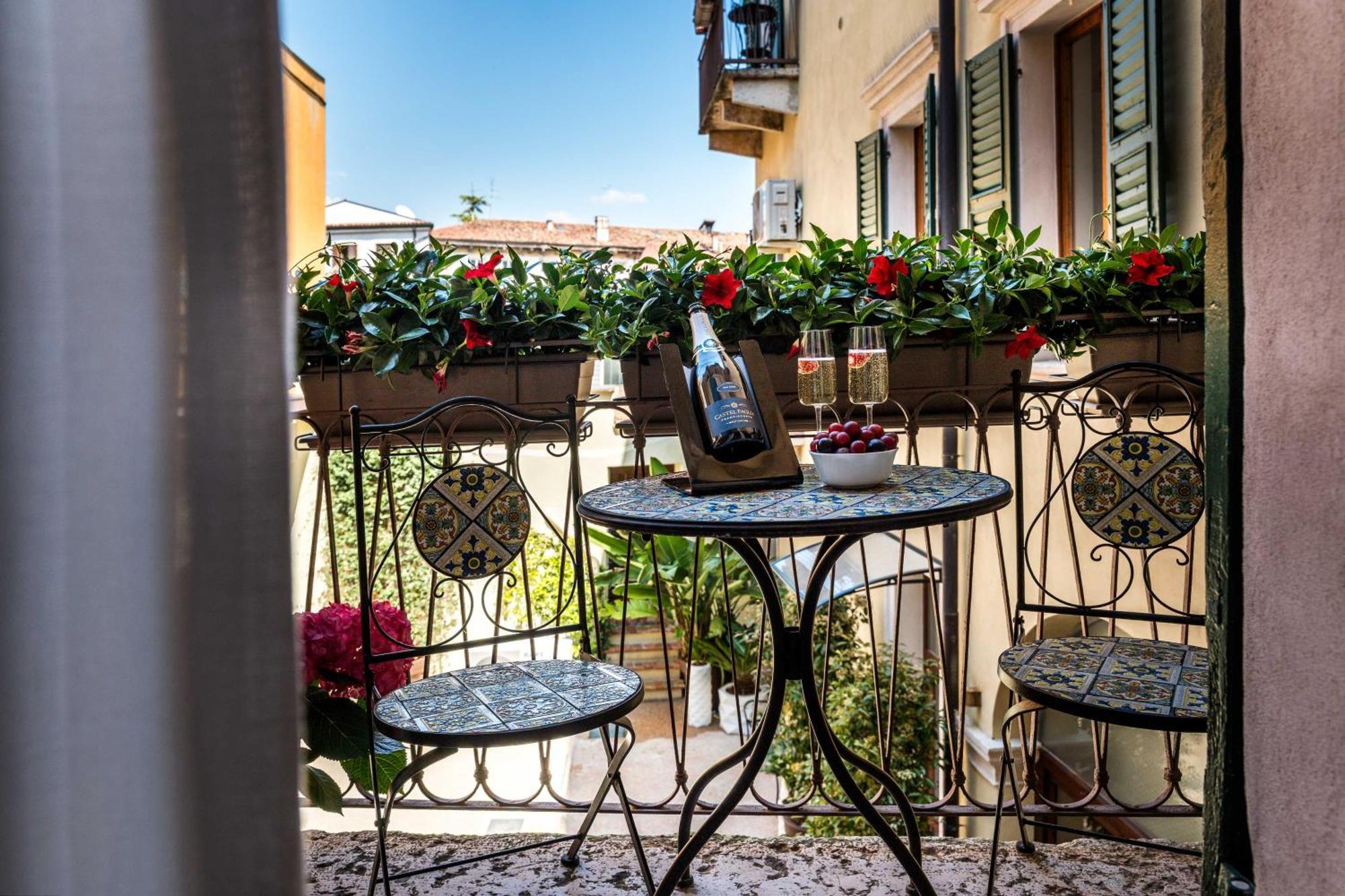 Appartement Palazzo Ristori à Vérone Extérieur photo